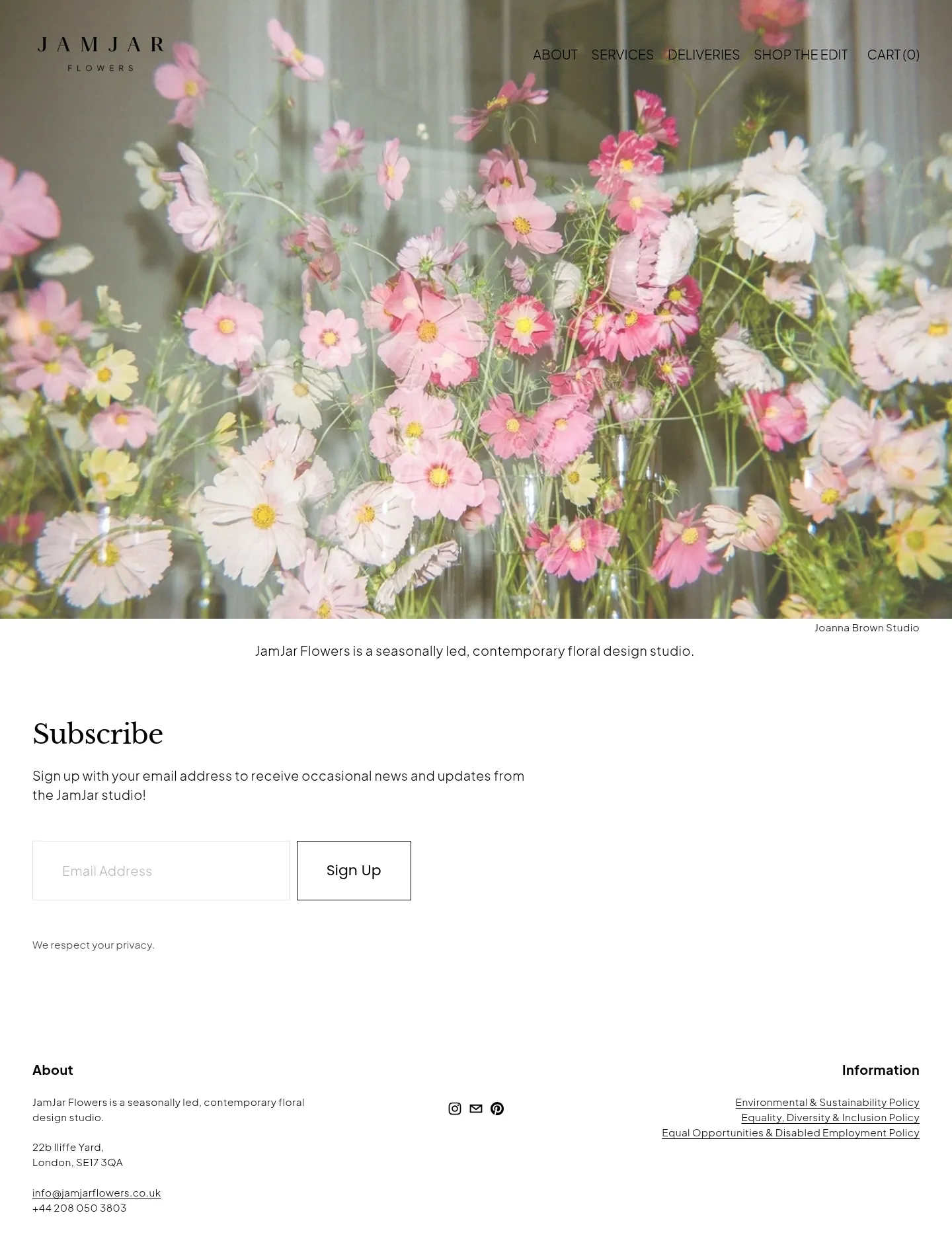 Screenshot of Jam Jar Flowers at desktop width